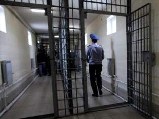Заключенные из Худжанда не дадут показаний в суде по делу смерти Хамзы Икромзода